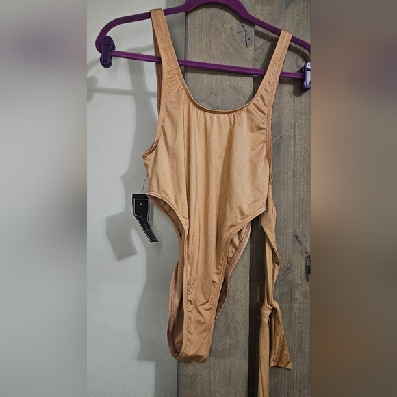 RIS-K SWIMWEAR Sol One Piece High Cut One Piece Swimsuit In Sheen Pampas.S NWT - Picture 7 of 13